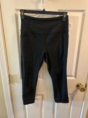 RBX Black High-Rise Performance Capri Leggings
